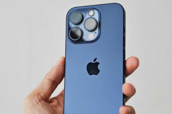 Половина российской молодежи пользуется iPhone