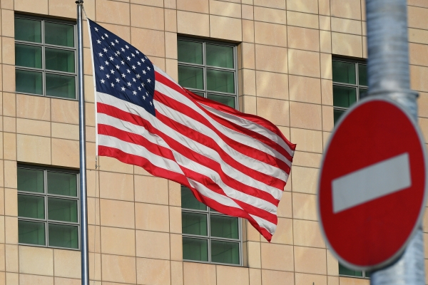 СМИ: США приостановили обработку иммиграционных запросов граждан 19 стран