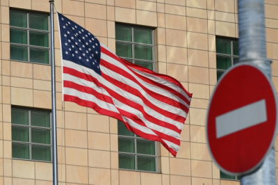 СМИ: США приостановили обработку иммиграционных запросов граждан 19 стран