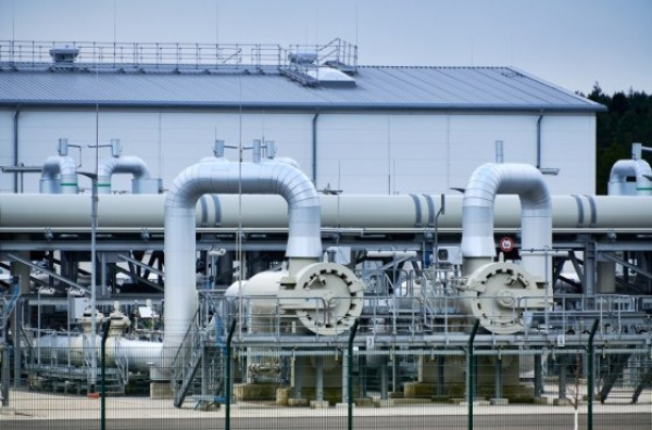 ЕС согласился заместить нефть и газ из РФ на СПГ для снижения пошлин США до 15%