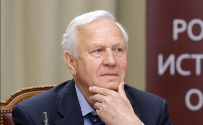 Осень-2026 без ошибок: гид по главному трикотажу сезона от бренда Джиджи Хадид