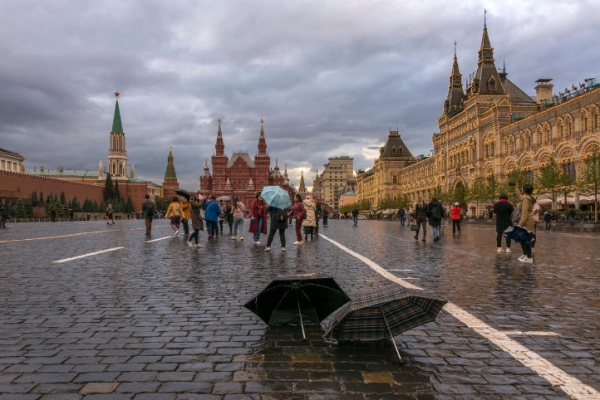 Москва готовится к погодному кульбиту: Леус и Ильин раскрыли, что принесёт 22 сентября